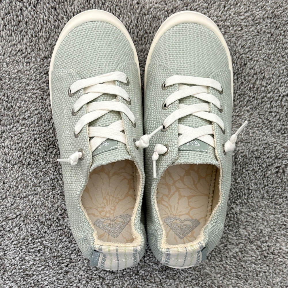 Roxy Women's Mint Canvas Sneakers
